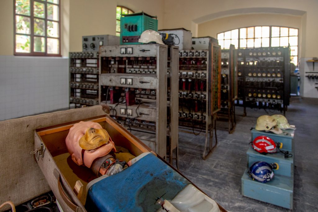 Maniquí para prácticas de RCP. Pozo San Luis. Ecomuseo del Valle del Samuño. Langreo. Asturias 2020