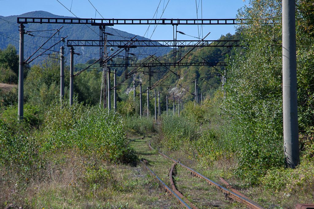 Antigua línea ferroviaria para el transporte del carbón. Aninoasa. Rumanía 2021