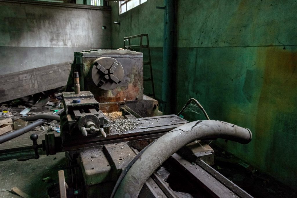 Detalle de la maquinaria de la Mina de Santa Cruz de Montes. Torre del Bierzo, León 2021