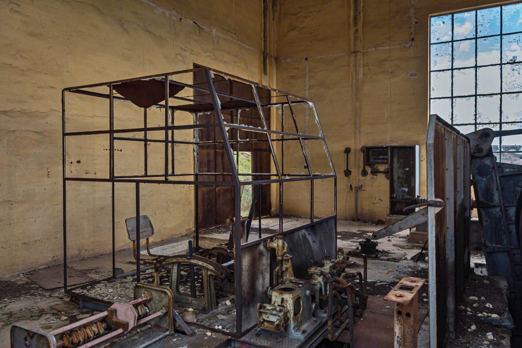 Detalle del puesto de control de la Mina La Andorrana. Andorra, Teruel 2021