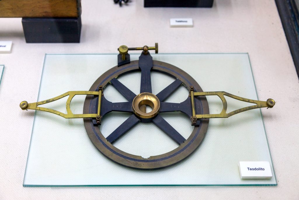 Teodolito. Museo Minero Ernest Lluch. Minas de Riotinto. Huelva 2022