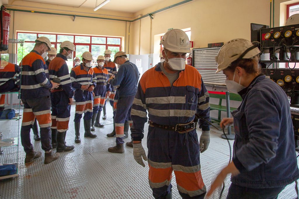 Visita Turística al Pozo Sotón. Minero por un día. S.M.R.A. Asturias 2021