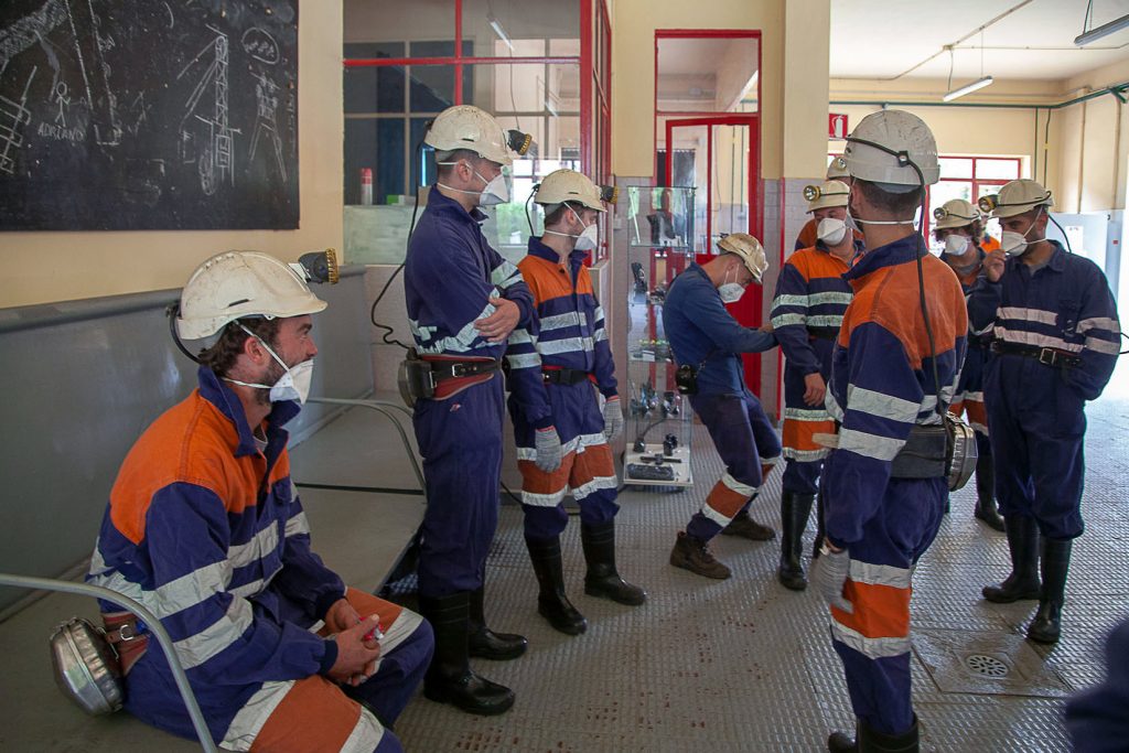 Visita Turística al Pozo Sotón. Minero por un día. S.M.R.A. Asturias 2021
