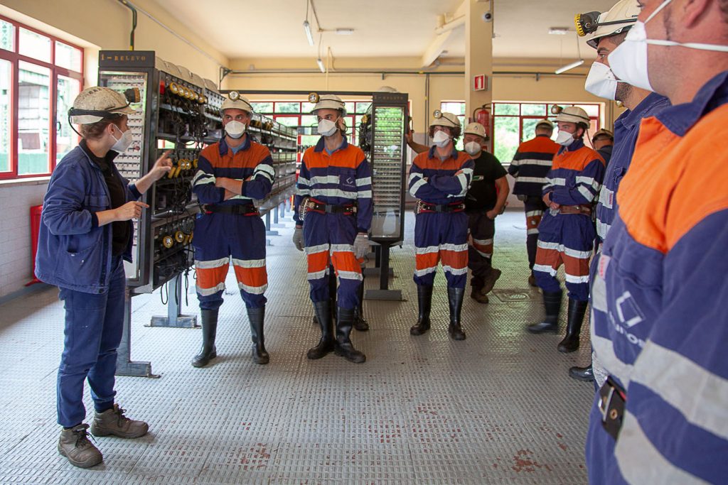 Visita Turística al Pozo Sotón. Minero por un día. S.M.R.A. Asturias 2021