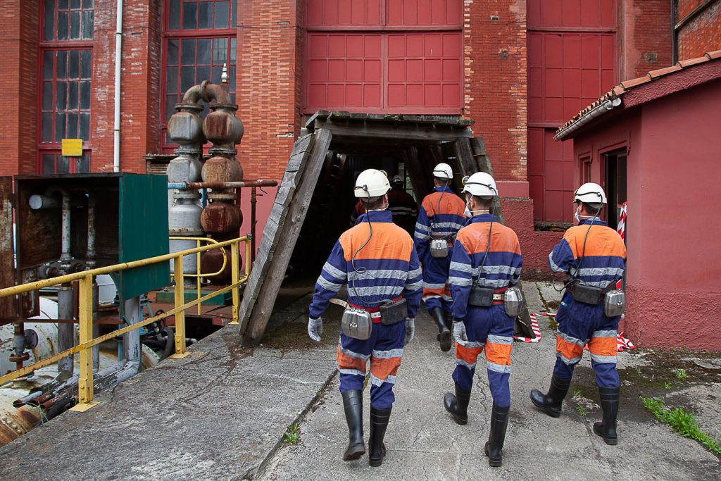Visita Turística al Pozo Sotón. Minero por un día. S.M.R.A. Asturias 2021