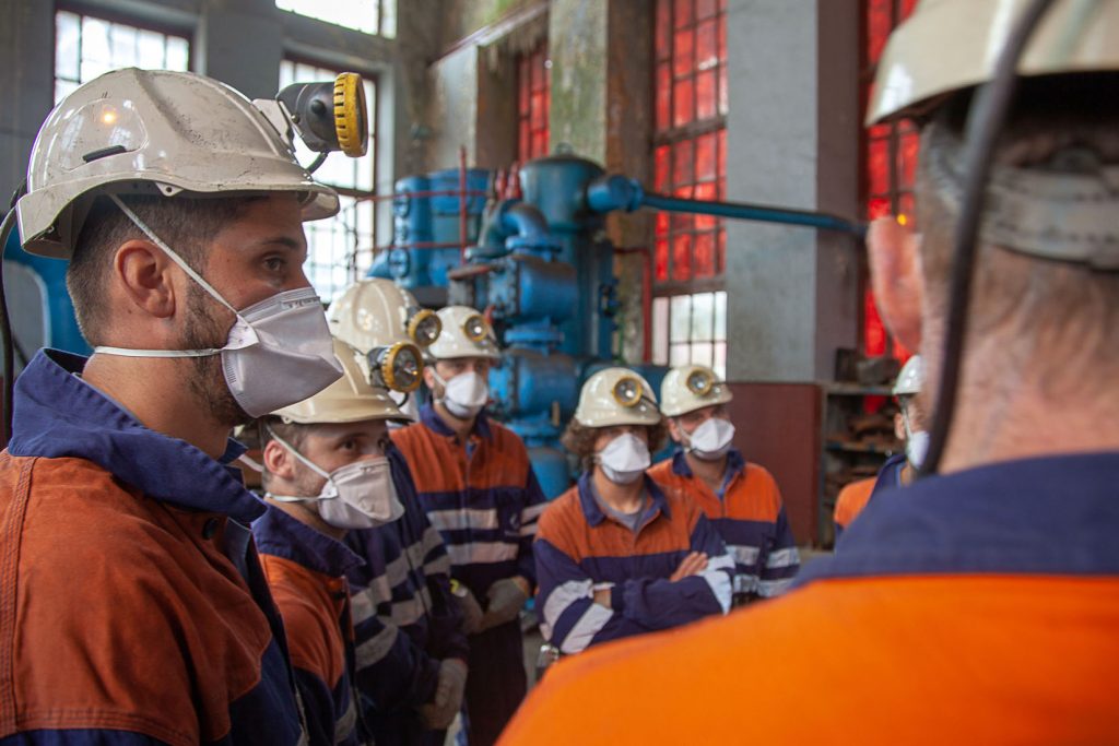 Visita Turística al Pozo Sotón. Minero por un día. S.M.R.A. Asturias 2021