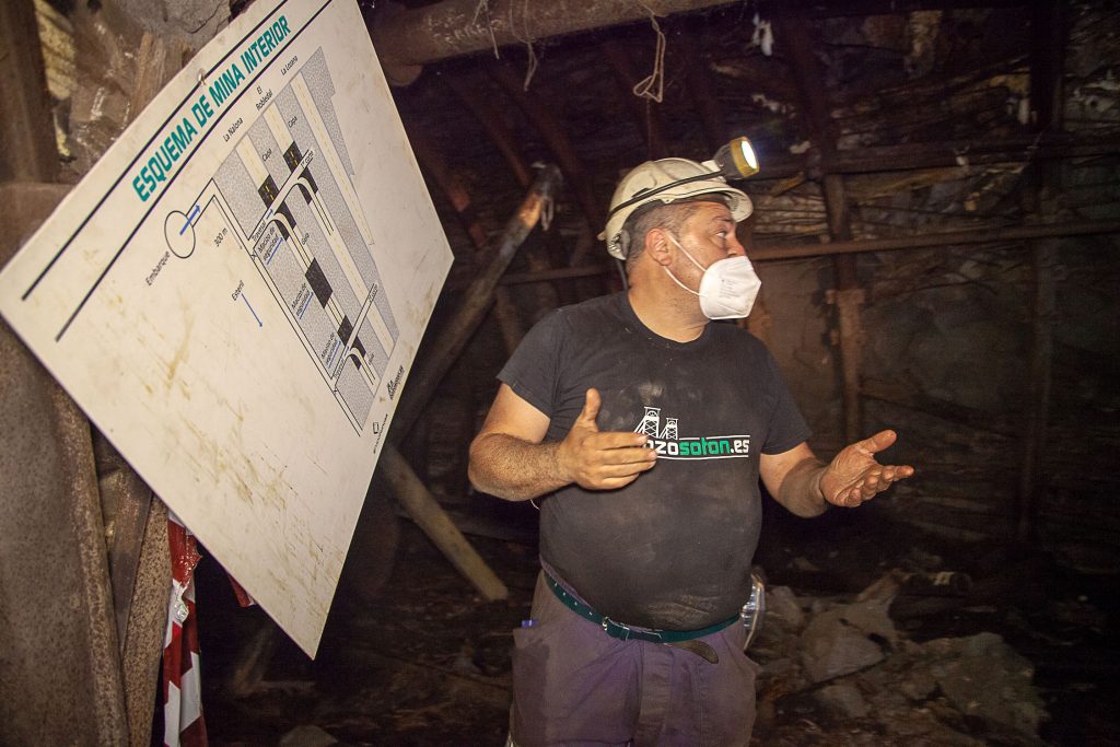 Visita Turística al Pozo Sotón. Minero por un día. S.M.R.A. Asturias 2021