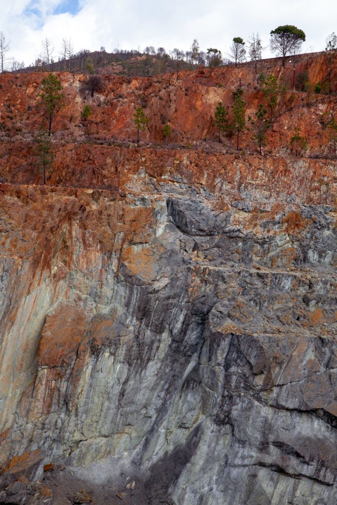 Antigua corta a cielo abierto de la mina Peña del Hierro. Parque Minero de Riotinto. Nerva. Huelva 2022