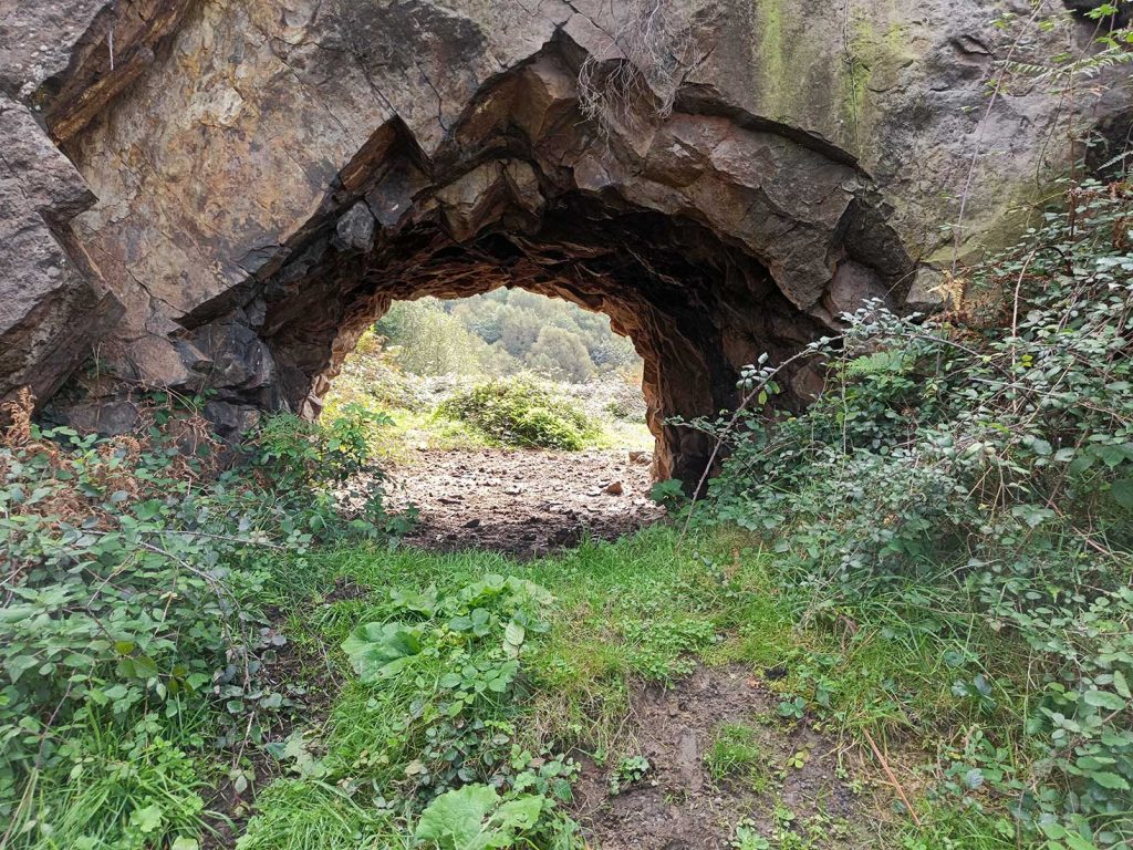 Túnel del ferrocarril minero de Hulleras de Riosa. Riosa. Asturias. 2022