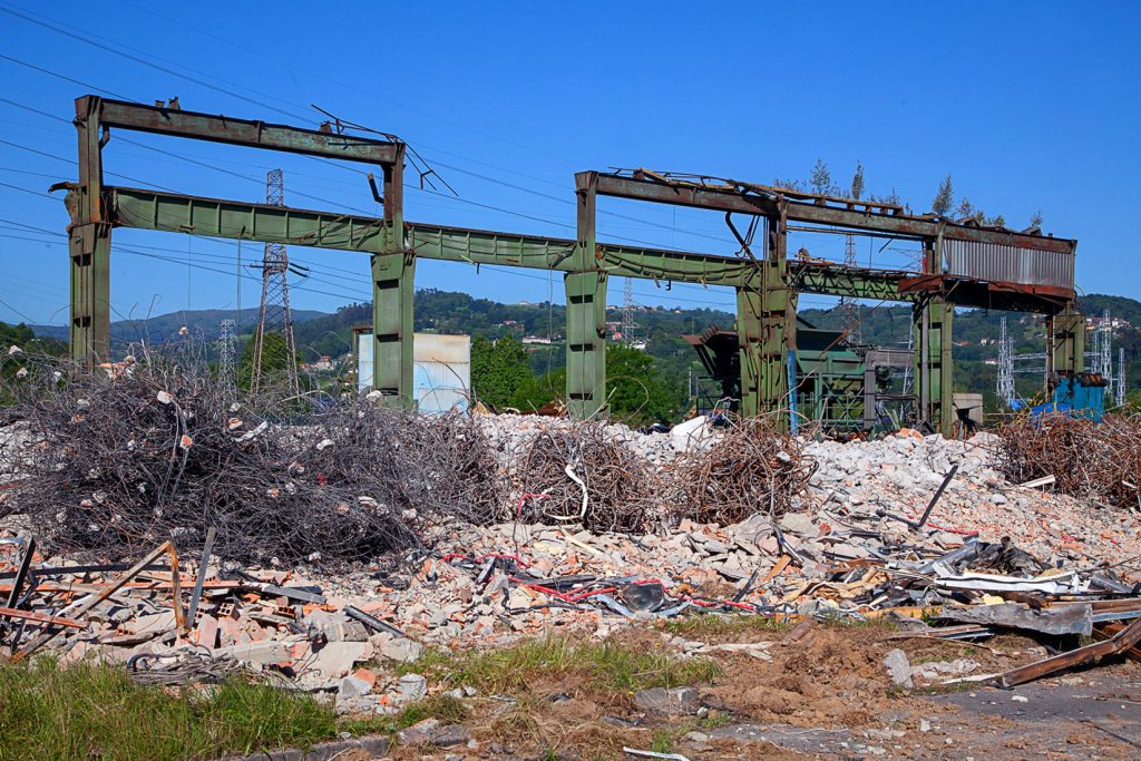 Derribo de la factoría industrial de Felguera Melt. Langreo 2020