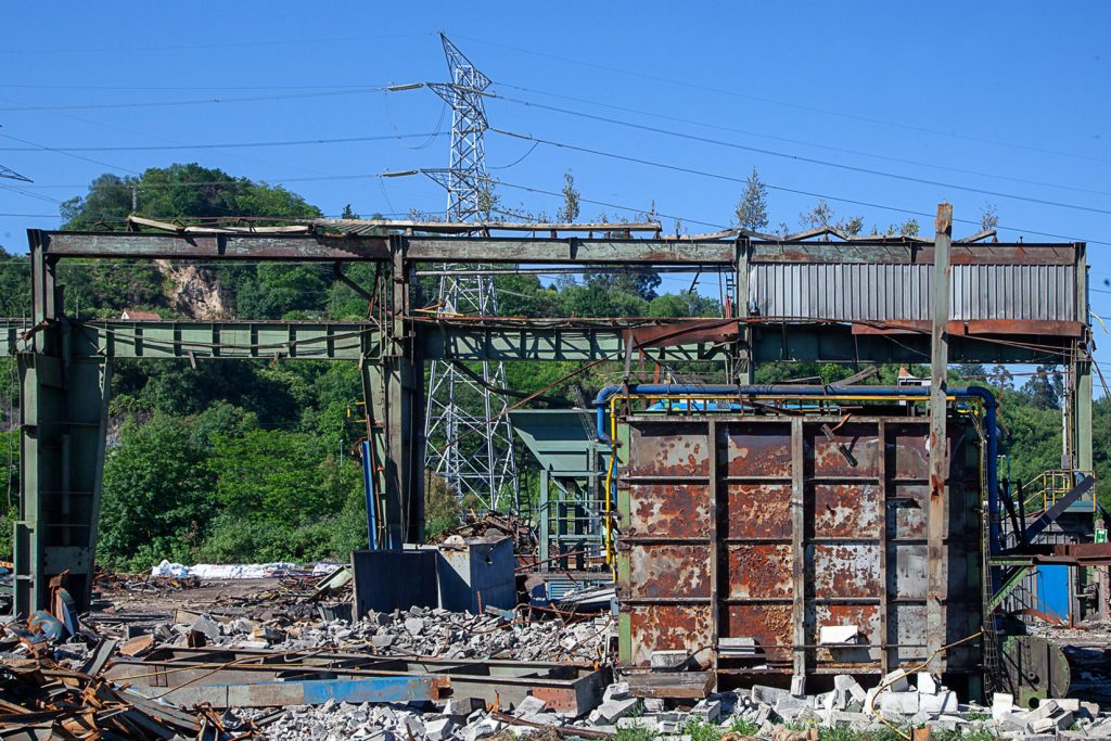 Derribo de la factoría industrial de Felguera Melt. Langreo 2020