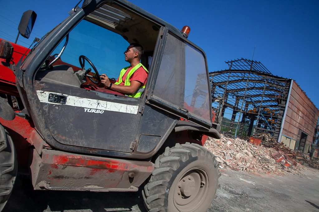Derribo de la factoría industrial de Felguera Melt. Langreo 2020