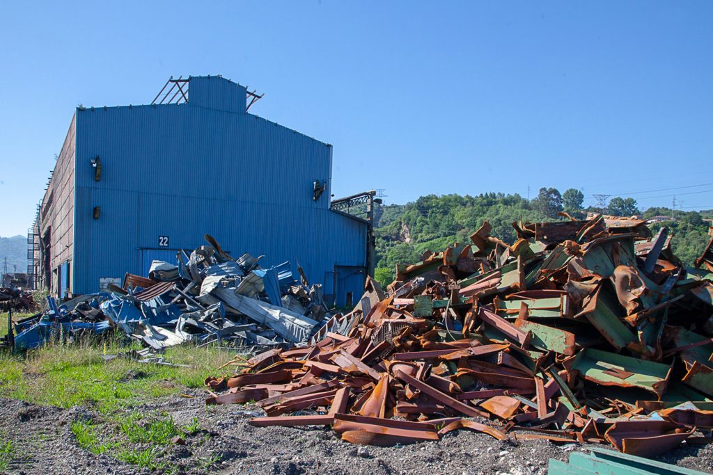 Derribo de la factoría industrial de Felguera Melt. Langreo 2020