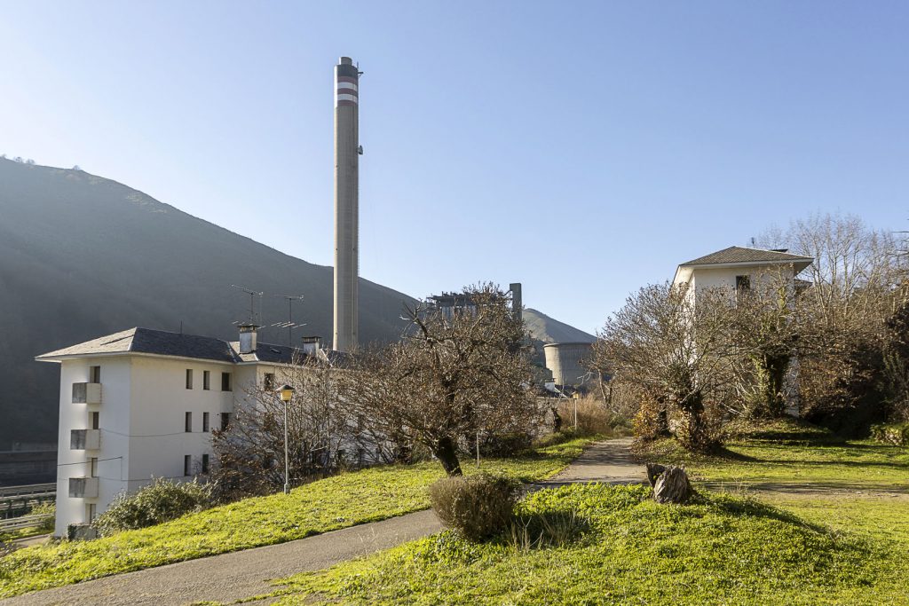 Antiguo poblado de la Central Térmica del Narcea. Soto de la Barca. Tineo. Asturias 2023