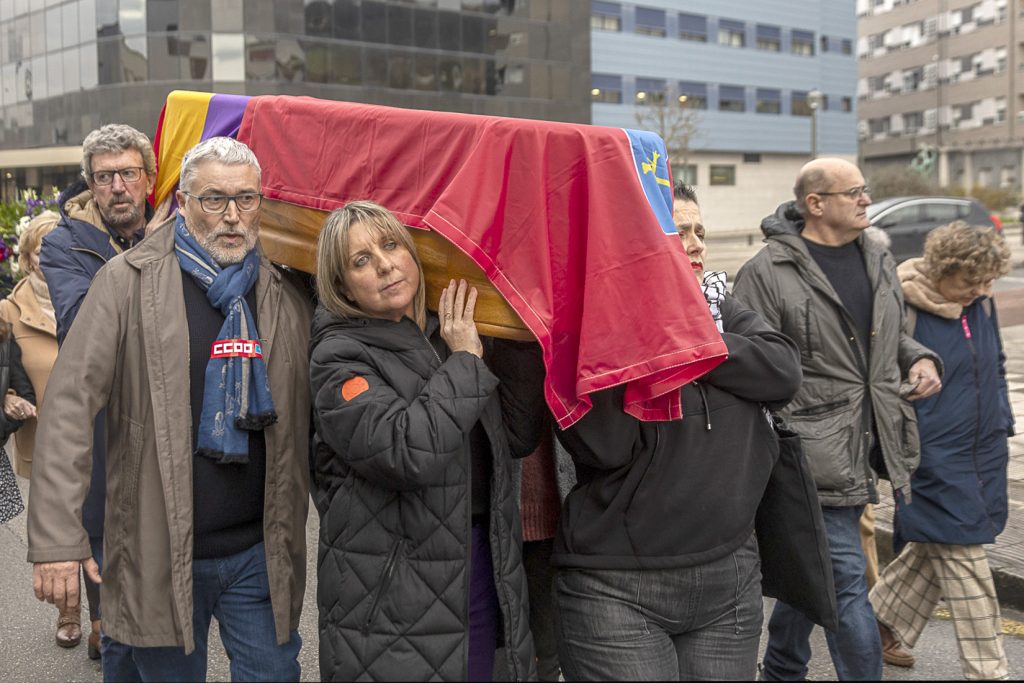 Despedida a Anita Sirgo, emblema de la lucha antifranquista. Langreo. Asturias 2024