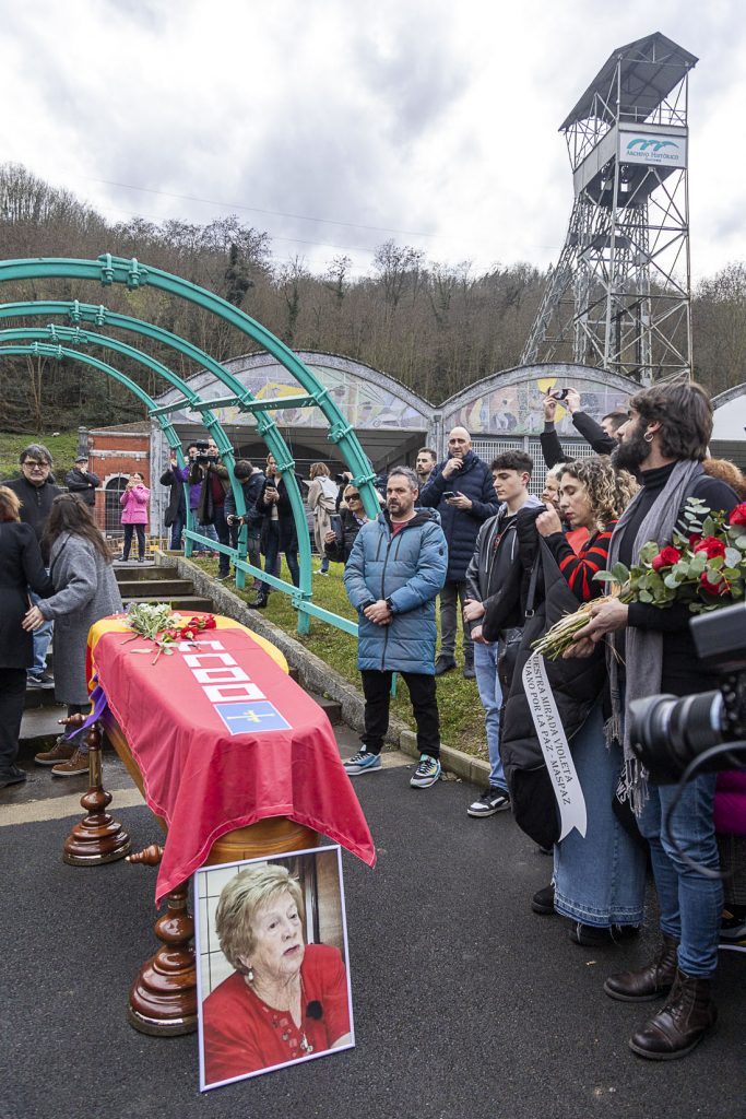 Despedida a Anita Sirgo, emblema de la lucha antifranquista. Langreo. Asturias 2024