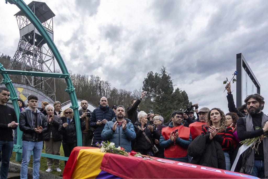 Despedida a Anita Sirgo, emblema de la lucha antifranquista. Langreo. Asturias 2024