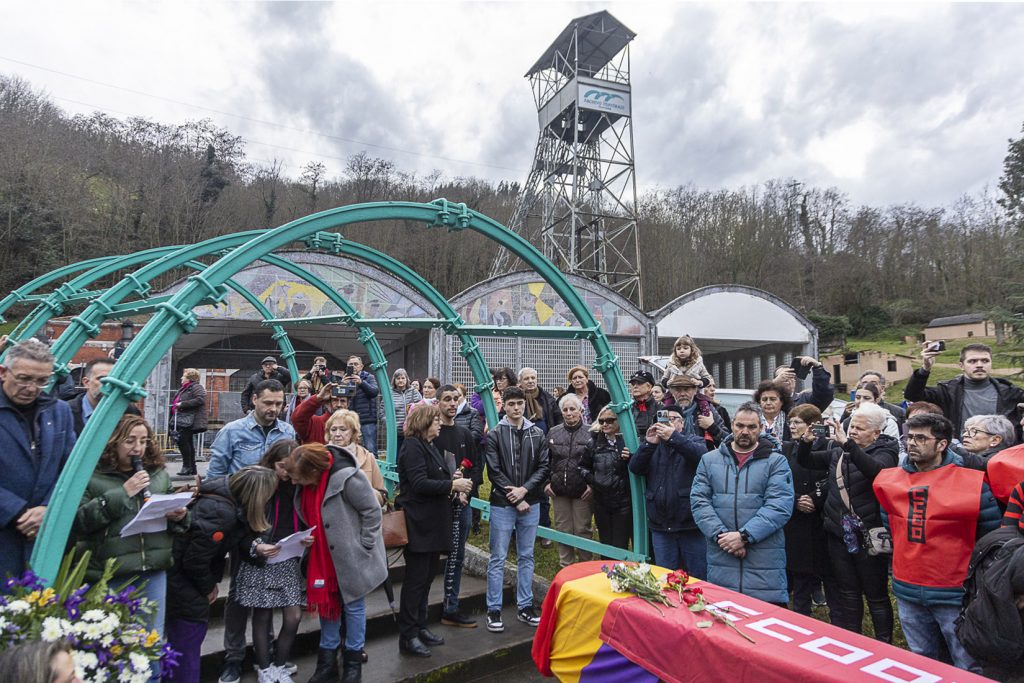 Despedida a Anita Sirgo, emblema de la lucha antifranquista. Langreo. Asturias 2024