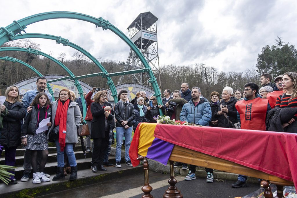Despedida a Anita Sirgo, emblema de la lucha antifranquista. Langreo. Asturias 2024