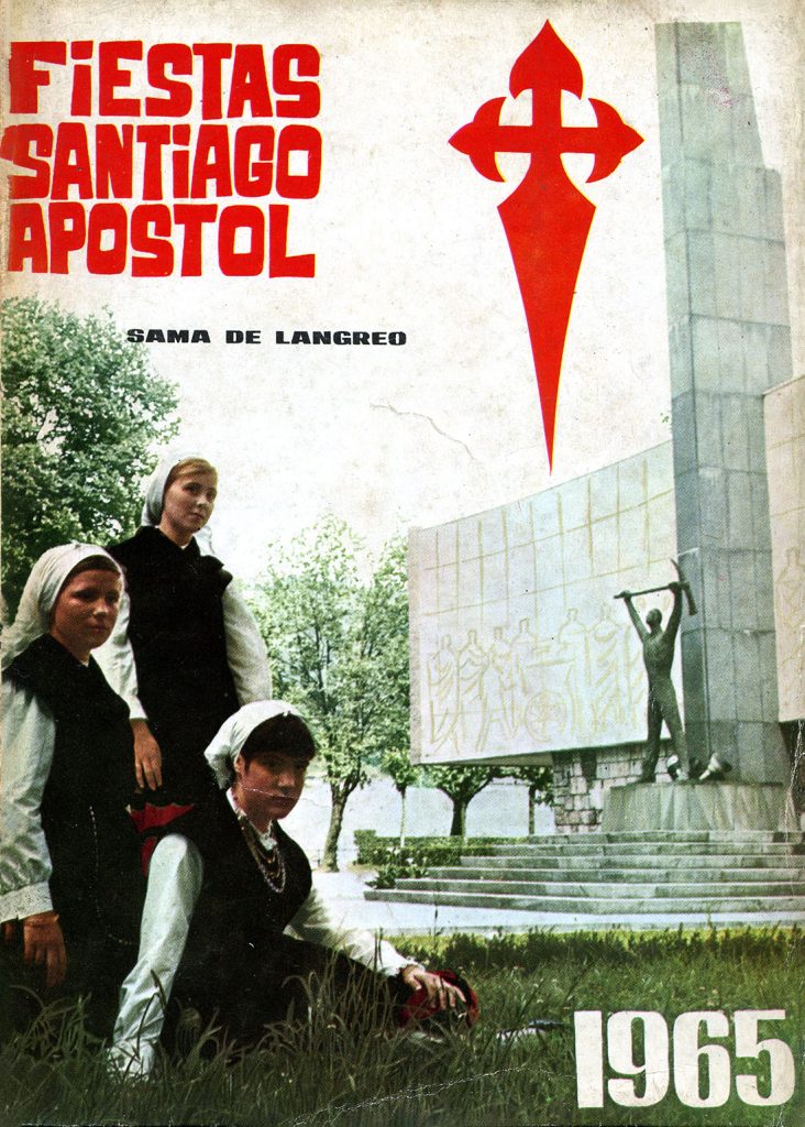 Portfolio Fiestas de Santiago. 137 Paginas. Langreo. Asturias 1965