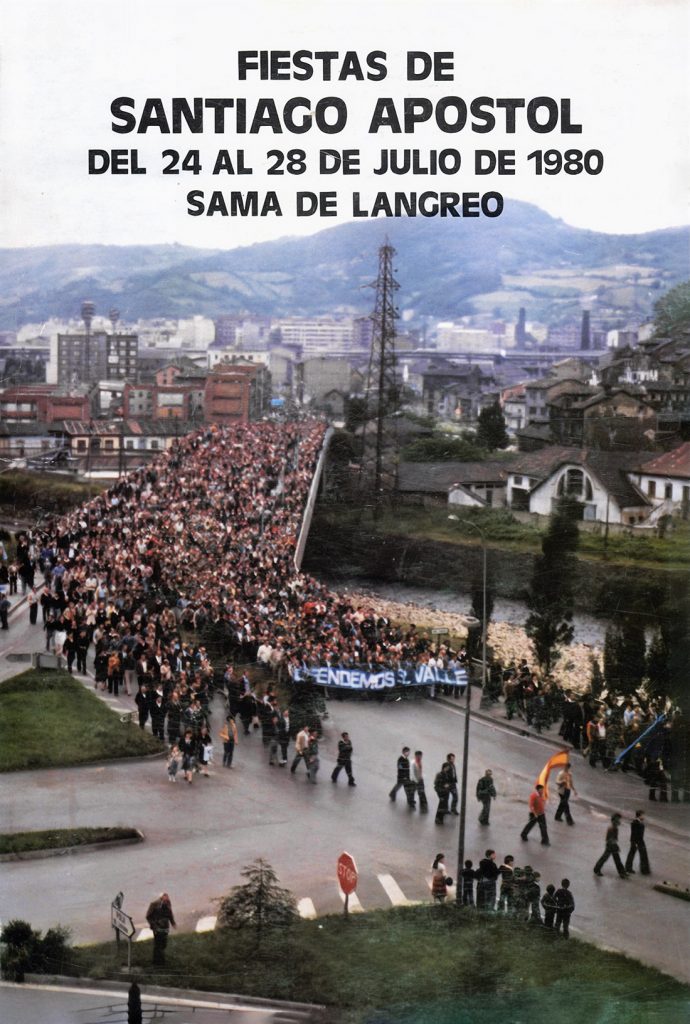Portfolio Fiestas de Santiago. 164 Paginas. Langreo. Asturias 1980
