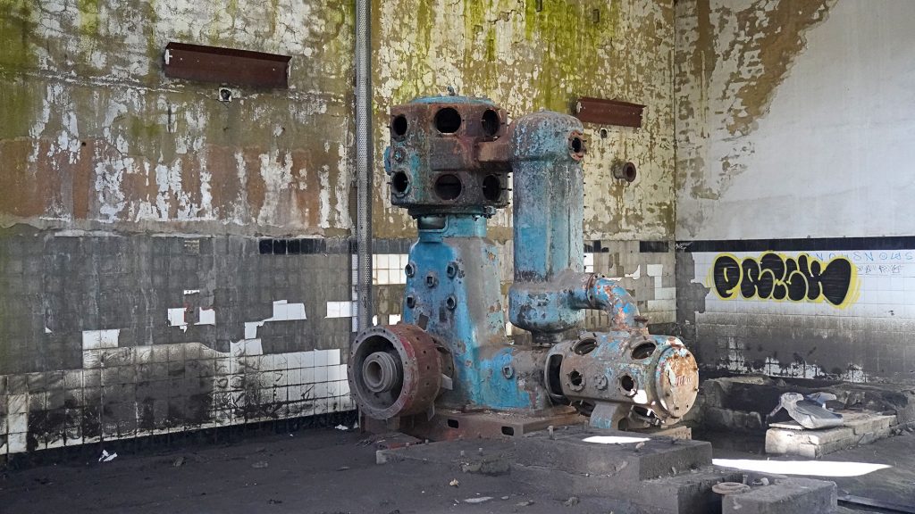 Detalle de compresor del Pozo Ibarra. Ciñera. León. 2024