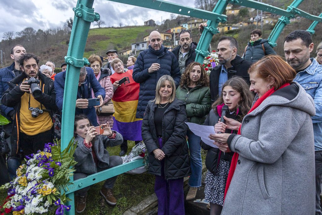 Despedida a Anita Sirgo, emblema de la lucha antifranquista. Langreo. Asturias 2024