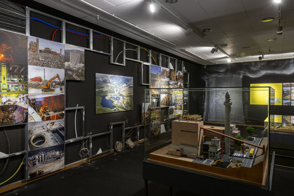 Gigantes con pies de barro. El final de la térmicas en Castilla y León.  Museo de la Siderurgia y la Minería de Castilla y León. 2024