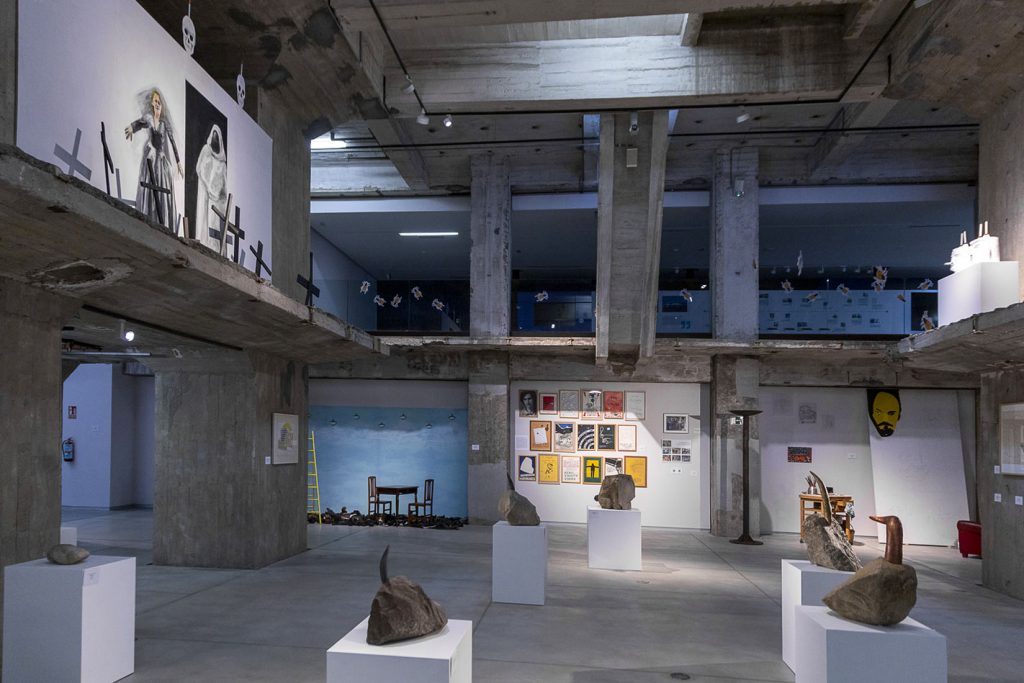 Exposicion Eduardo Arroyo. Robles de Laciana. Viaje de ida y vuelta. La Térmica Cultural. Ponferrada 2024