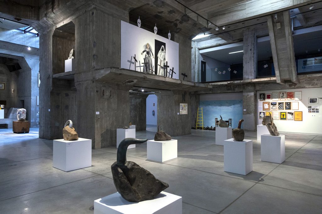 Exposicion Eduardo Arroyo. Robles de Laciana. Viaje de ida y vuelta. La Térmica Cultural. Ponferrada 2024