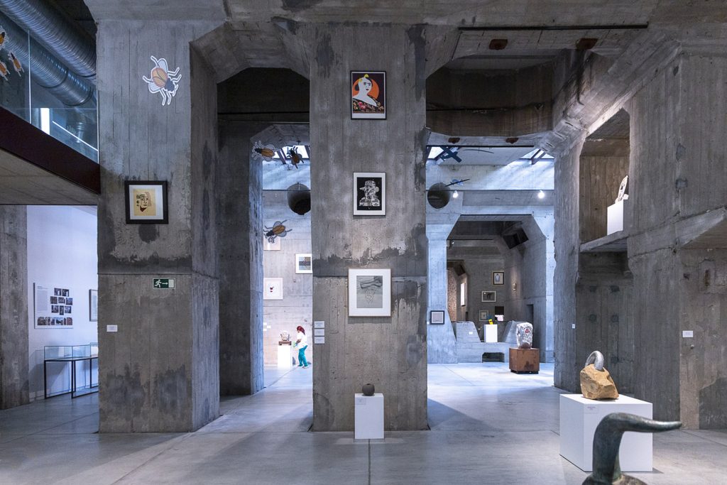 Exposicion Eduardo Arroyo. Robles de Laciana. Viaje de ida y vuelta. La Térmica Cultural. Ponferrada 2024