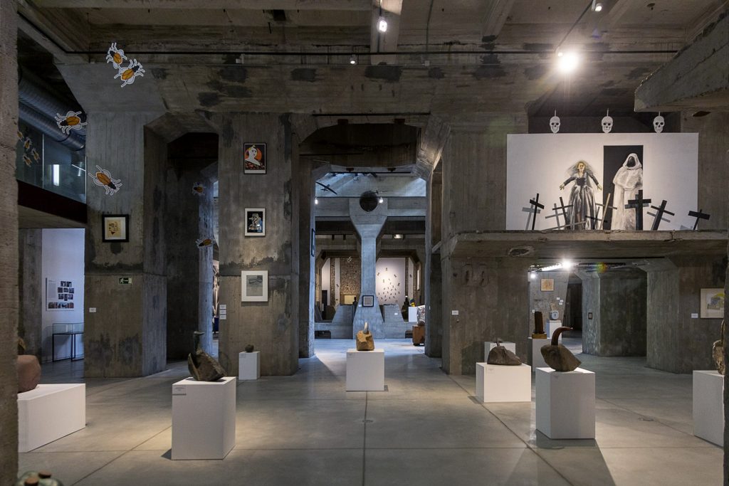 Exposicion Eduardo Arroyo. Robles de Laciana. Viaje de ida y vuelta. La Térmica Cultural. Ponferrada 2024