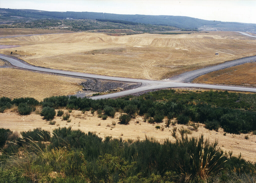 Gran Corta de Fabero. Restauración. León 1999